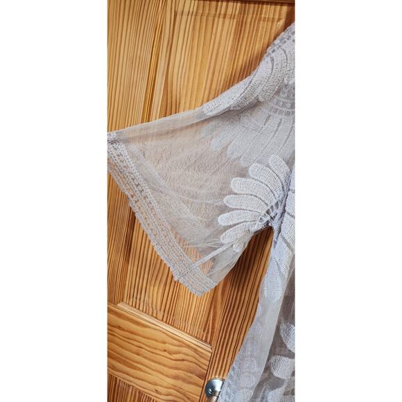 Haptics 3x lace kimono - Picture 3 of 9